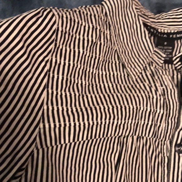 Black and white blouse - Picture 2 of 4